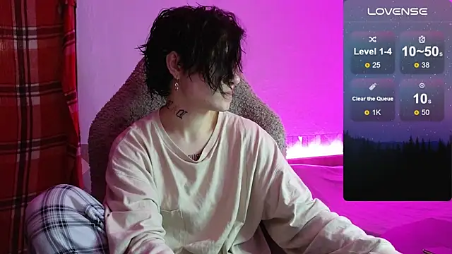 esajukyy online show from November 27, 4:07 pm