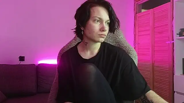 esajukyy online show from January 5, 5:27 pm