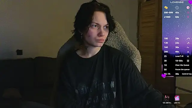 esajukyy online show from March 15, 3:30 pm