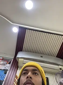 Onlyjishan online show from January 2, 1:08 pm