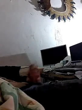 Cuming Out online show from February 18, 12:19 am