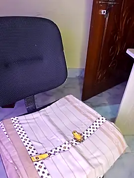 Snapshot of Olivia3 chatting on November 10, 8:25 pm Olivia3 online show from November 10, 8:25 pm