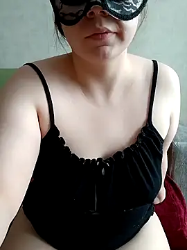 Snapshot of Miranda_Nancy chatting on March 15, 7:20 am Miranda Nancy online show from March 15, 7:20 am