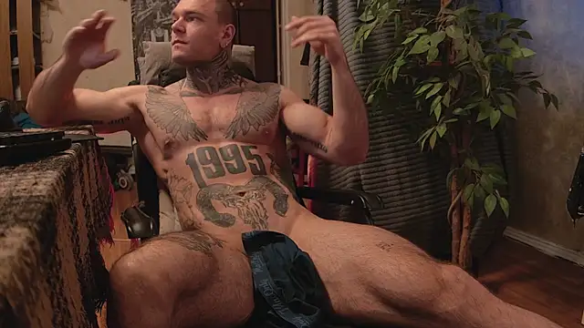 Snapshot of bulatov_xx chatting on November 26, 12:10 am bulatov xx online show from November 26, 12:10 am