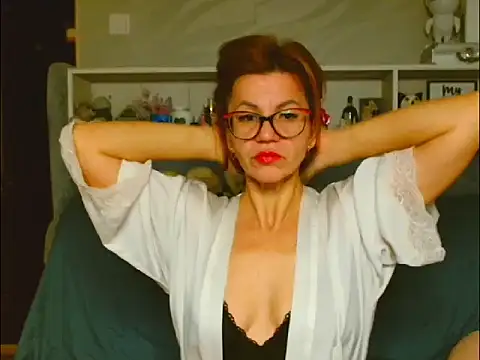 Snapshot of Natali3855 chatting on November 10, 2:05 am Natali3855 online show from November 10, 2:05 am