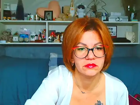 Snapshot of Natali3855 chatting on November 15, 12:25 am Natali3855 online show from November 15, 12:25 am