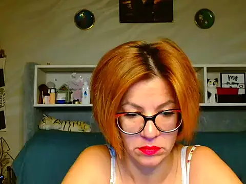 Snapshot of Natali3855 chatting on October 20, 3:41 am Natali3855 online show from October 20, 3:41 am