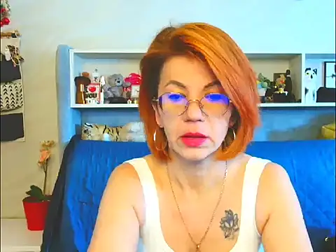 Snapshot of Natali3855 chatting on March 21, 8:17 am Natali3855 online show from March 21, 8:17 am