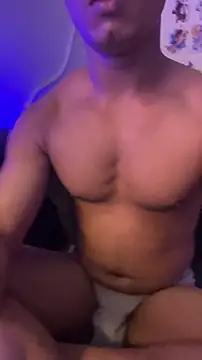 nick  yy online show from March 10, 8:02 pm