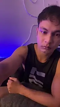 nick  yy online show from March 13, 7:46 am