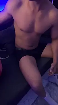 nick  yy online show from February 12, 8:03 am