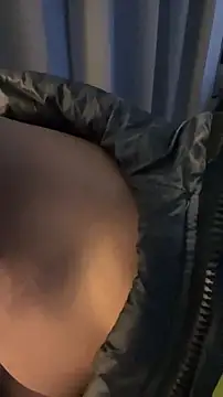 nick  yy online show from December 20, 7:50 pm