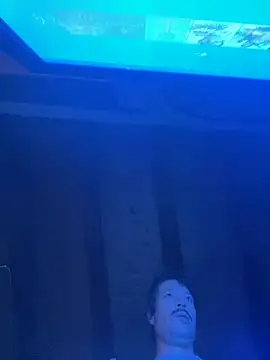 zenzero87 online show from October 28, 9:36 pm