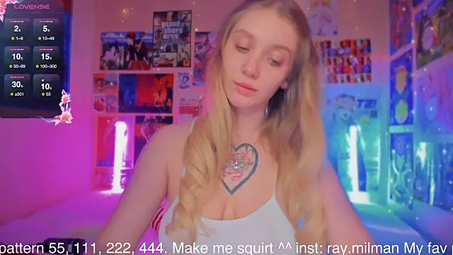 Snapshot of AliceMilman chatting on March 18, 3:22 pm AliceMilman online show from March 18, 3:22 pm