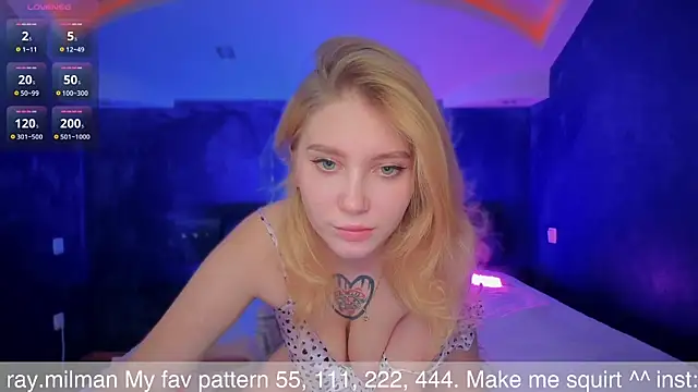 Snapshot of AliceMilman chatting on October 30, 11:41 am AliceMilman online show from October 30, 11:41 am