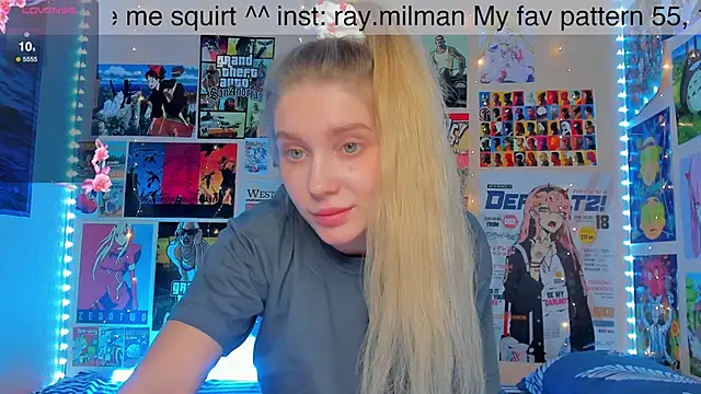 Snapshot of AliceMilman chatting on January 30, 8:11 am AliceMilman online show from January 30, 8:11 am