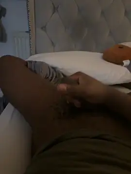 Hueythebbc online show from October 6, 10:10 pm