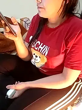 Snapshot of ShadiaStar chatting on February 28, 12:10 am ShadiaStar online show from February 28, 12:10 am