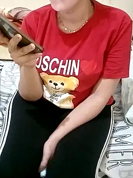 Snapshot of ShadiaStar chatting on February 28, 1:14 pm ShadiaStar online show from February 28, 1:14 pm
