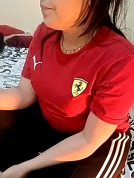 Snapshot of ShadiaStar chatting on March 5, 1:21 am ShadiaStar online show from March 5, 1:21 am