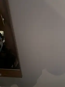 Snapshot of naughtyukcouple chatting on February 6, 12:22 am naughtyukcouple online show from February 6, 12:22 am