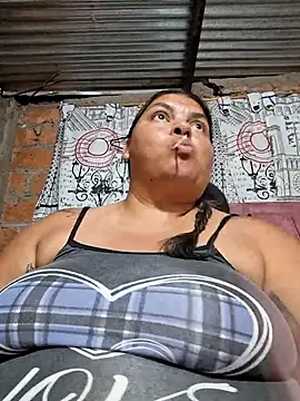 Snapshot of chubby_sexy_big_tits chatting on November 1, 1:23 am chubby sexy big tits online show from November 1, 1:23 am