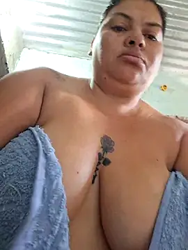 Snapshot of chubby_sexy_big_tits chatting on November 23, 12:48 pm chubby sexy big tits online show from November 23, 12:48 pm