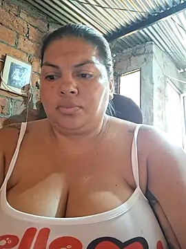 Snapshot of chubby_sexy_big_tits chatting on September 27, 12:55 pm chubby sexy big tits online show from September 27, 12:55 pm