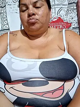 Snapshot of chubby_sexy_big_tits chatting on September 23, 11:45 pm chubby sexy big tits online show from September 23, 11:45 pm
