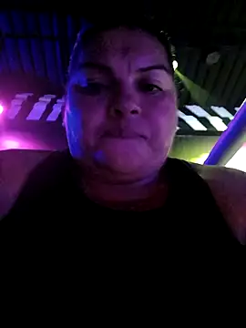 Snapshot of chubby_sexy_big_tits chatting on November 30, 3:18 am chubby sexy big tits online show from November 30, 3:18 am