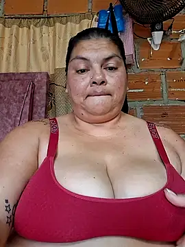 Snapshot of chubby_sexy_big_tits chatting on October 18, 2:30 pm chubby sexy big tits online show from October 18, 2:30 pm