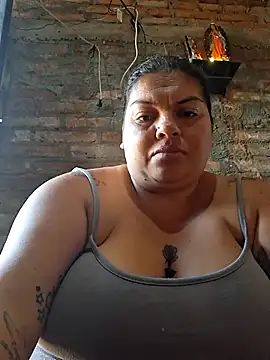 Snapshot of chubby_sexy_big_tits chatting on November 19, 12:05 pm chubby sexy big tits online show from November 19, 12:05 pm