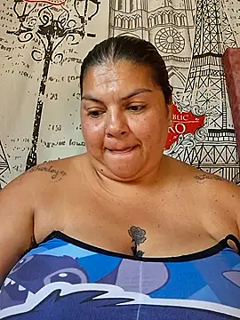 Snapshot of chubby_sexy_big_tits chatting on November 6, 12:53 pm chubby sexy big tits online show from November 6, 12:53 pm