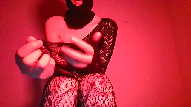 Snapshot of Aleniia10 chatting on January 11, 12:12 am Aleniia10 online show from January 11, 12:12 am