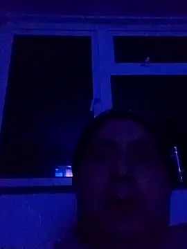 Snapshot of houy111111 chatting on November 26, 7:03 pm houy111111 online show from November 26, 7:03 pm