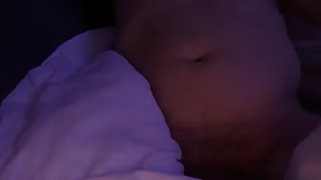 Snapshot of houy111111 chatting on November 11, 11:42 pm houy111111 online show from November 11, 11:42 pm