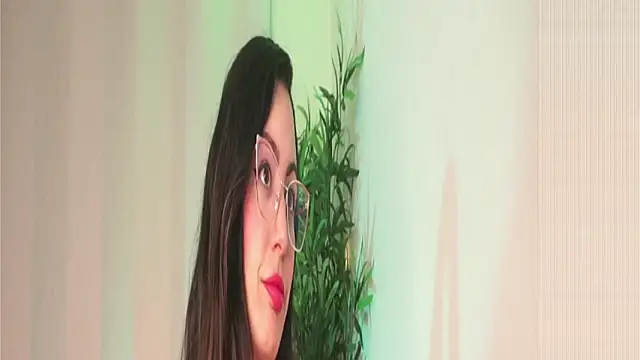 Kendal Mosk online show from April 29, 5:06 pm