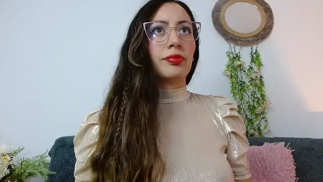 Snapshot of Kendal_Mosk chatting on November 14, 2:10 pm Kendal Mosk online show from November 14, 2:10 pm