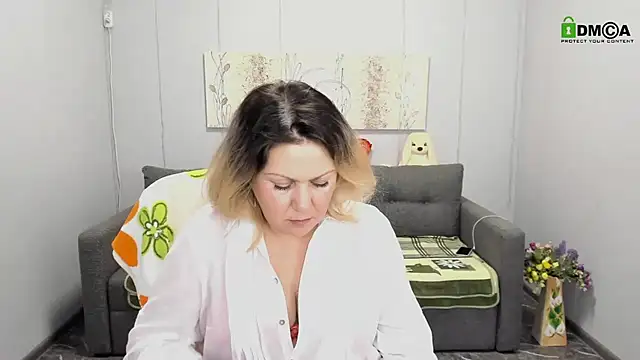 Snapshot of Milana_Blake chatting on February 28, 2:20 am Milana Blake online show from February 28, 2:20 am