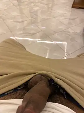 Lahcene online show from December 1, 11:05 pm