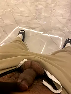 Lahcene online show from December 3, 11:14 pm