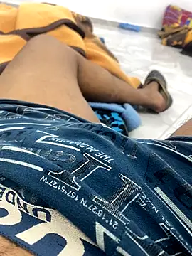 Lahcene online show from November 5, 5:49 pm