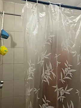 Snapshot of danielgreeneyes54 chatting on December 30, 5:15 am danielgreeneyes54 online show from December 30, 5:15 am