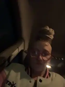 Stonermama666420 online show from February 1, 8:12 am