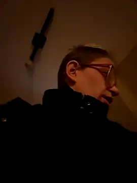 Stonermama666420 online show from December 21, 3:47 pm