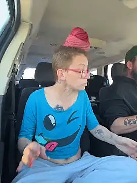 Stonermama666420 online show from March 23, 7:47 pm