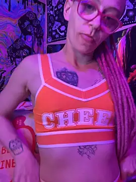 Stonermama666420 online show from February 14, 4:34 am