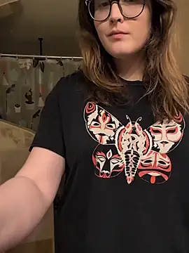 Snapshot of HannahCastle96 chatting on February 25, 9:14 pm HannahCastle96 online show from February 25, 9:14 pm