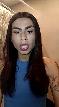 Snapshot of Emily_Isa_ chatting on December 9, 9:16 pm Emily Isa online show from December 9, 9:16 pm