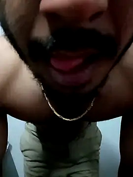 jaiwrld0 online show from November 14, 7:06 pm